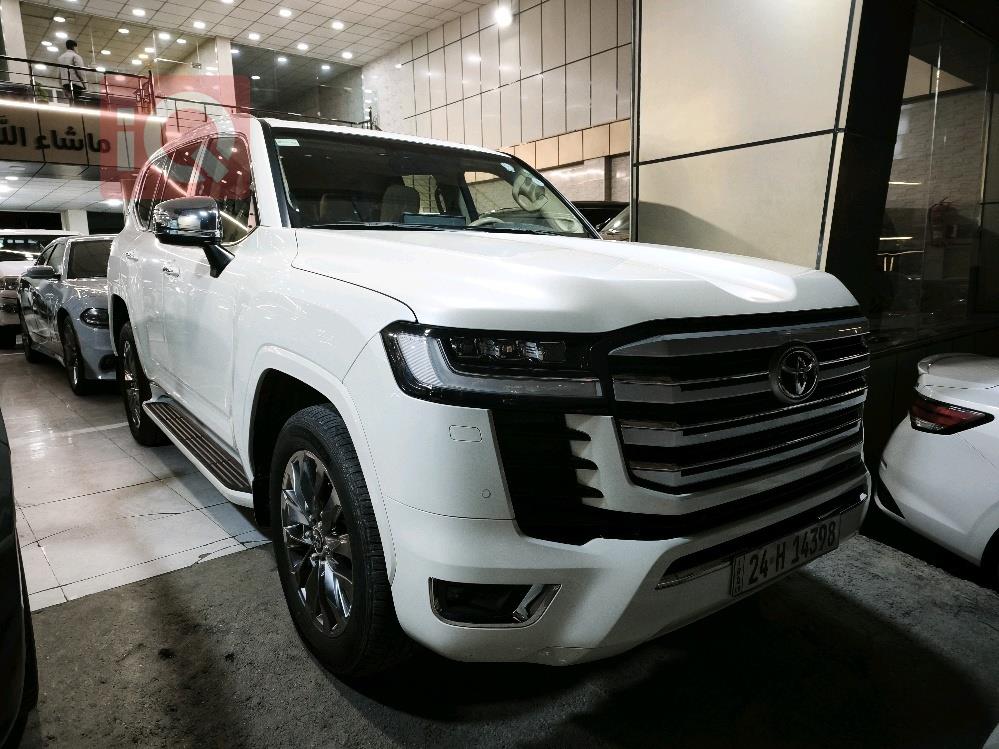 تويوتا لاندكروزر